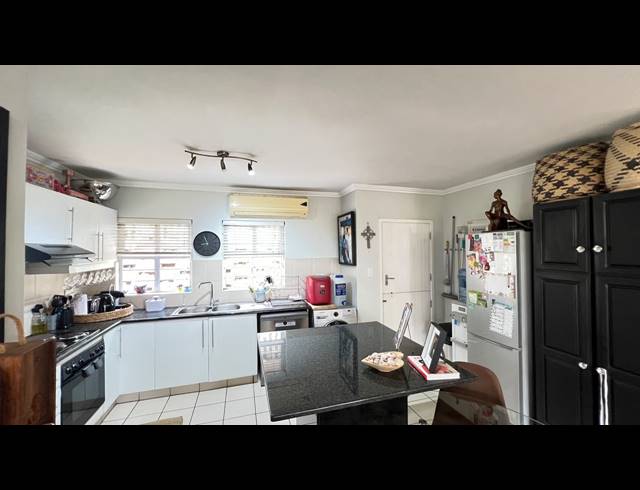3 BEDROOM HOUSE TO LET IN CALEDON ESTATE